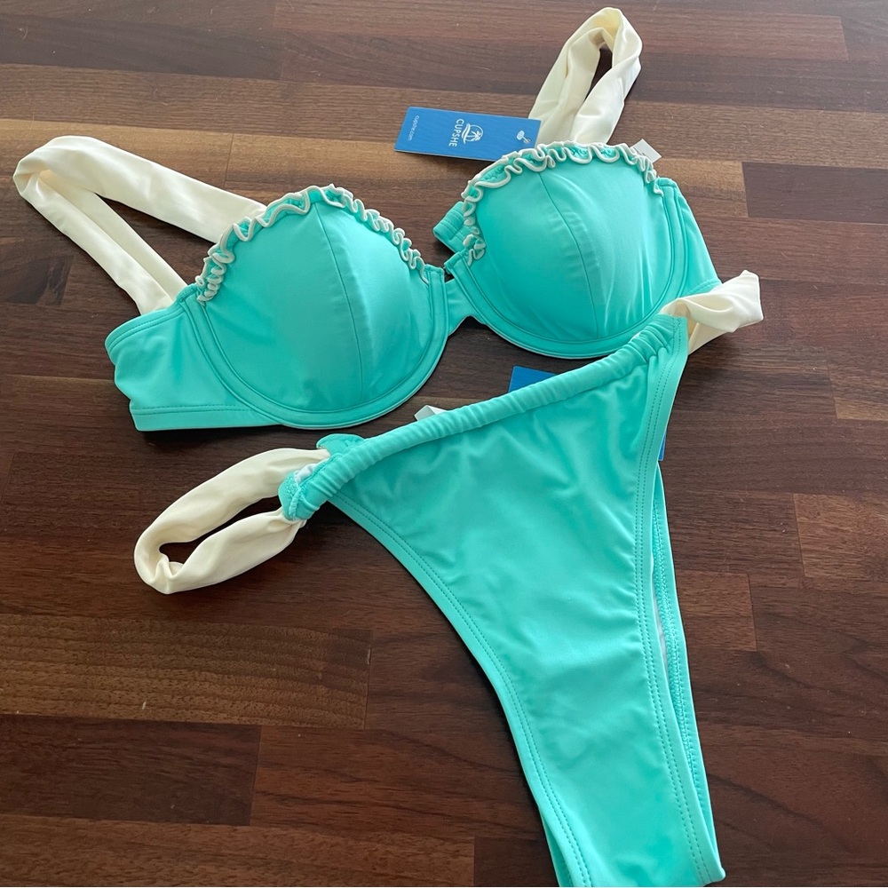 Cupshe Mint and Beige Bikini Set